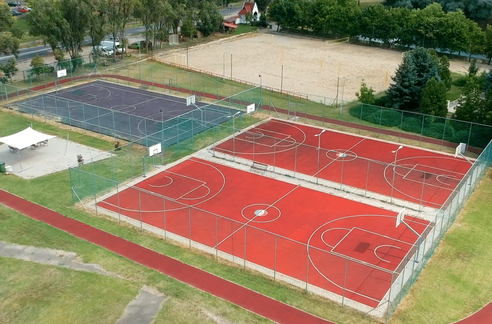 02 Futópálya, sportpályák