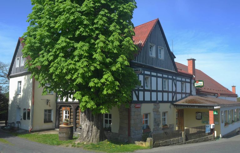 Hotel U Zeleného stromu v Janově nad Hřenskem