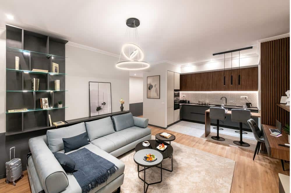 20250203095053_8RIQEm