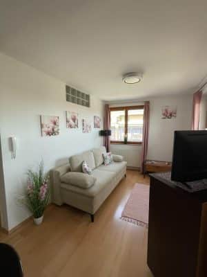 20251120102107_UavYyf