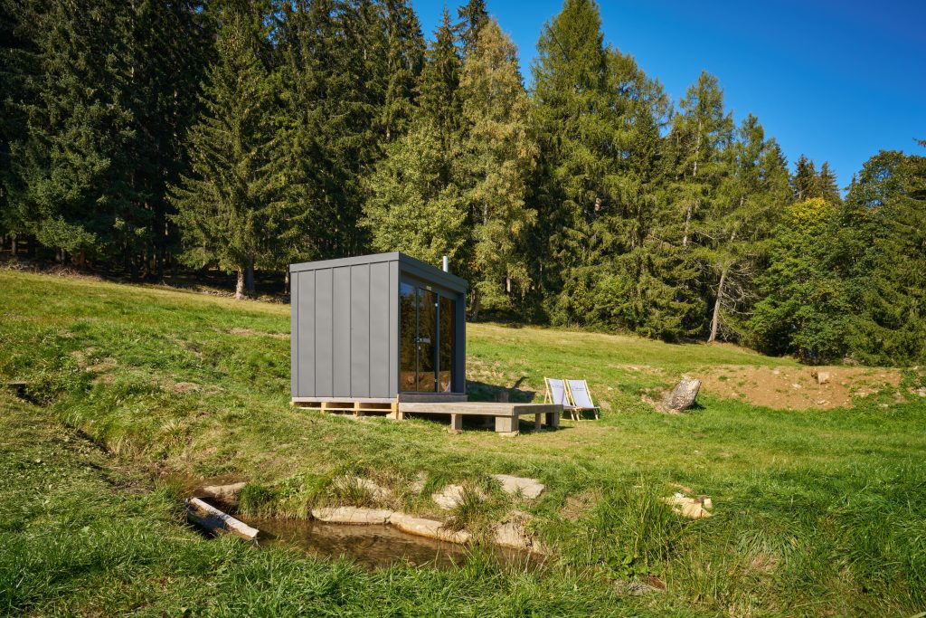 Sauna a ochlazovací tůň