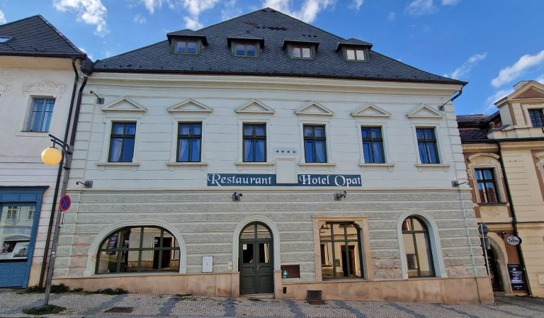 Hotel Opat