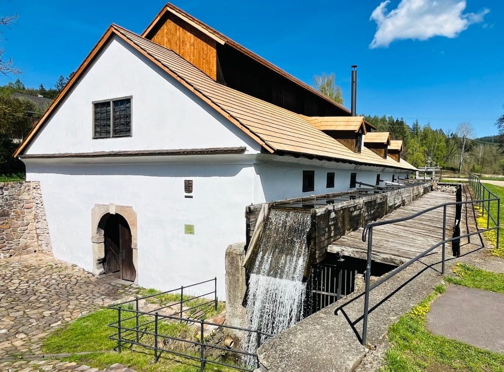 hamr Dobřív