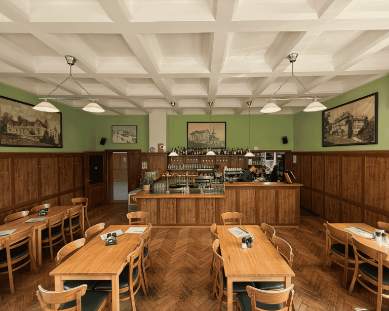 Pivnice v Parkhotelu Smržovka