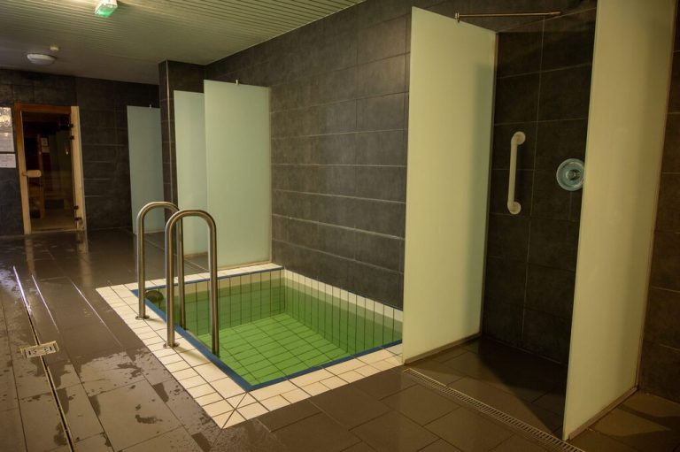 Szauna-merulo-medence-scaled