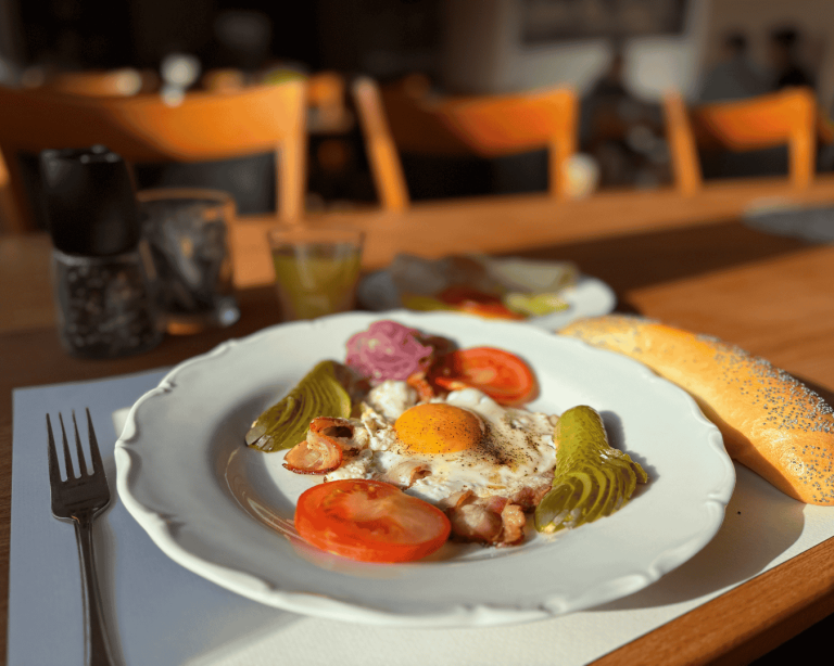 Volské ono s oblohou na snídani v Parkhotelu Smržovka