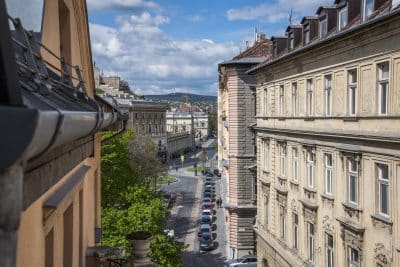 hotel_orion_budapest_street_building (1)