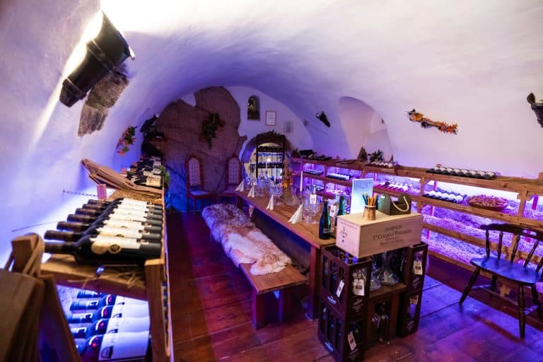 Hrad Vildštejn - hradní vinárna